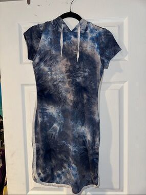 J for Justify Blue and White Tie-Dye Hoodie Dress